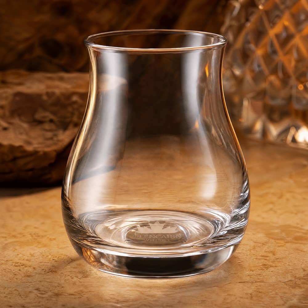 Glencairn Canadian Whisky-Glas mit Ahornblatt im Glasboden 1 Stück Produktbild