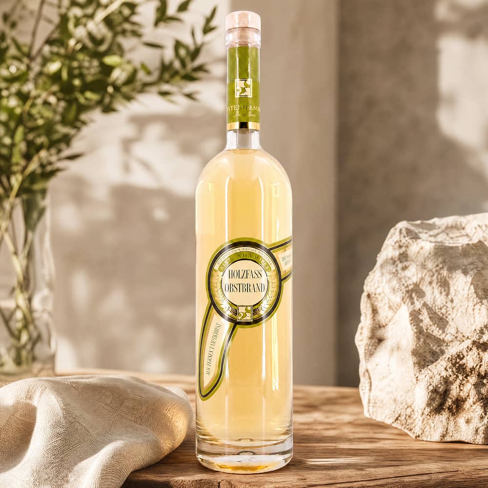 Lantenhammer Obstbrand aus dem Holzfass 15,l Mangumflasche 1,50 Liter/ 40.0% vol Produktbild