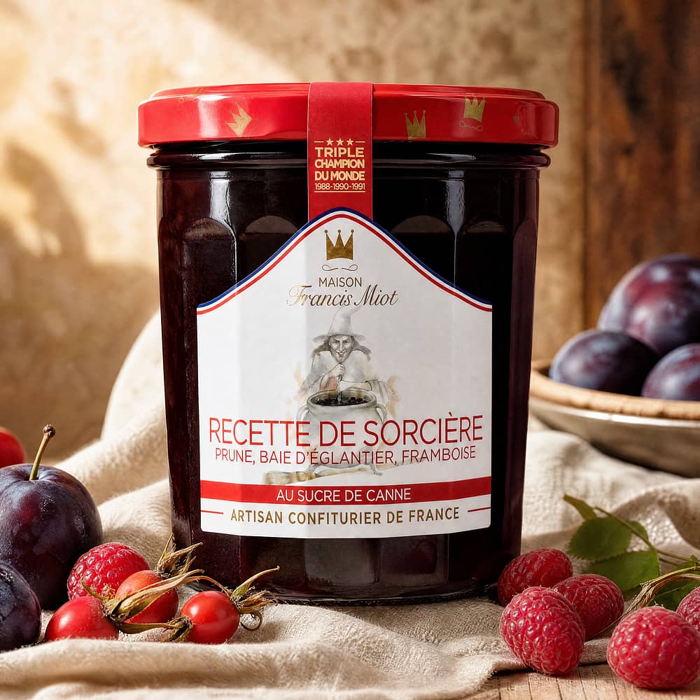 Maison Francis Miot Recette de Sorciere Hexe- Konfitüre aus Pflaume, Hagebutte & Himbeere, mit Rohrzucker 340 Gramm Produktbild