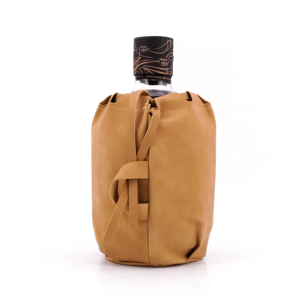 Pampero Aniversario Reserva Exclusiva im Kunstlederbeutel 0,70 Liter/ 40.0% vol Produktbild